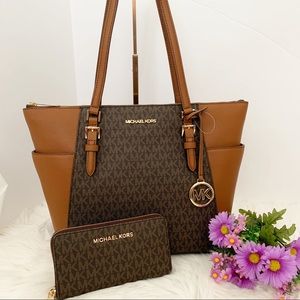 🌸BNWT 2PCS MICHAEL KORS TOTE WITH WALLET